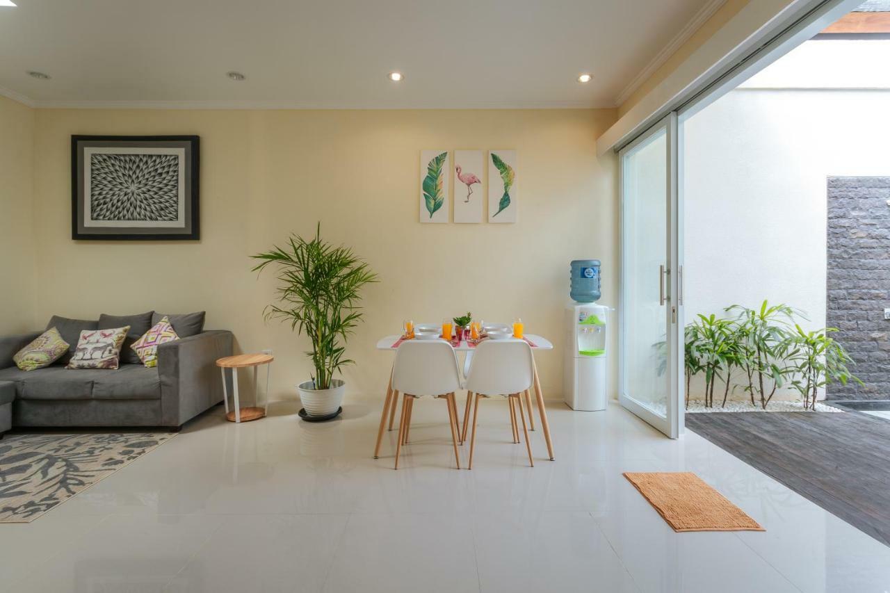 Villa Julie Seminyak Zewnętrze zdjęcie